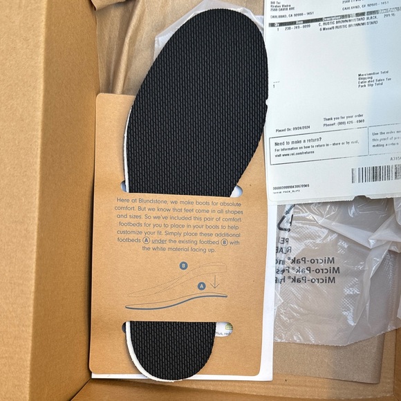 Blundstone Rustic Brown and Mustard Boots - Picture 6 of 6